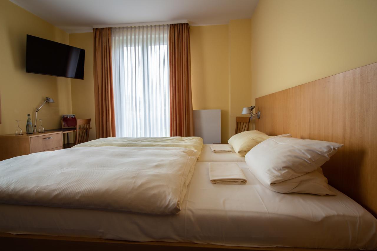 Hotel Goldene Gans Mannheim Exterior foto